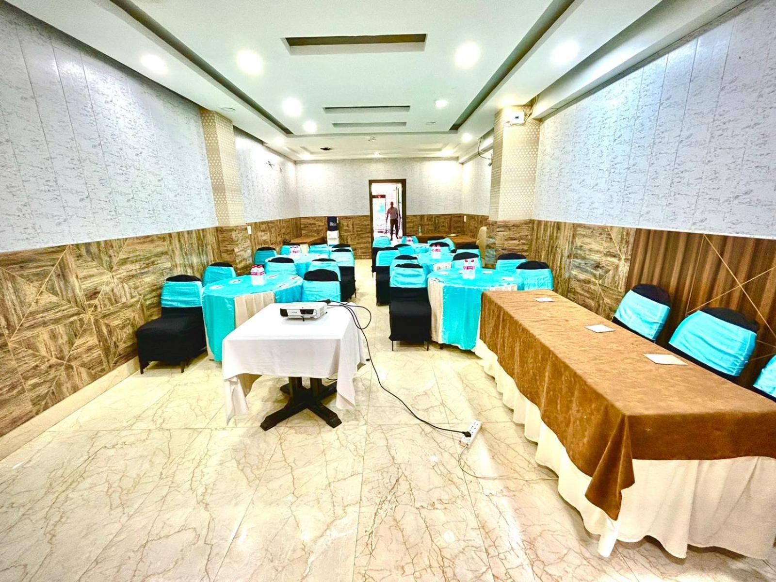 Hotel Spb 87 Near Karol Bagh Metro Station Delhi المظهر الخارجي الصورة