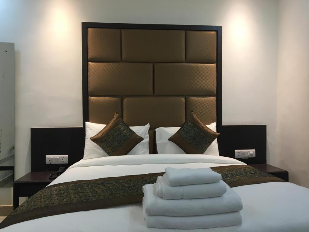 Hotel Spb 87 Near Karol Bagh Metro Station Delhi المظهر الخارجي الصورة